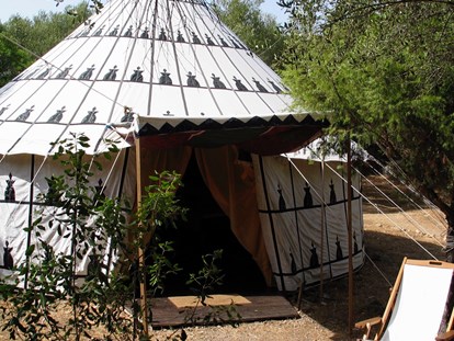 Luxuscamping - Art der Unterkunft: Jurte - Willkommen im Königszelt - Königszelt in Sardinien Königszelt in Sardinien