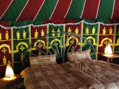 Luxuscamping - Mittelmeer - Schlafen unter dem Baldachin - Königszelt in Sardinien Königszelt in Sardinien