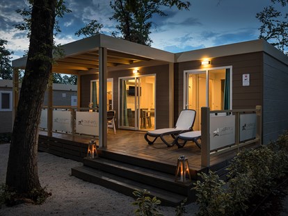 Luxuscamping - Klimaanlage - Umag - CampingIN Park Umag - Meinmobilheim Premium Relax auf dem CampingIN Park Umag