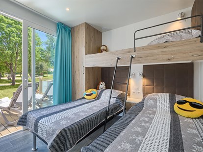 Luxuscamping - Geschirrspüler - Tar - Camping Resort Lanterna - Meinmobilheim Premium Family auf dem Lanterna Premium Camping Resort
