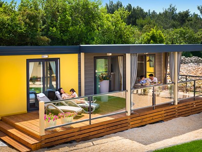 Luxuscamping - Preisniveau: exklusiv - Funtana - Istra Premium Camping Resort - Meinmobilheim Bella Vista Premium Family auf dem Istra Premium Camping Resort 