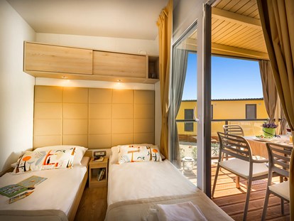 Luxuscamping - Unterkunft alleinstehend - Funtana - Istra Premium Camping Resort - Meinmobilheim Bella Vista Premium Family auf dem Istra Premium Camping Resort 