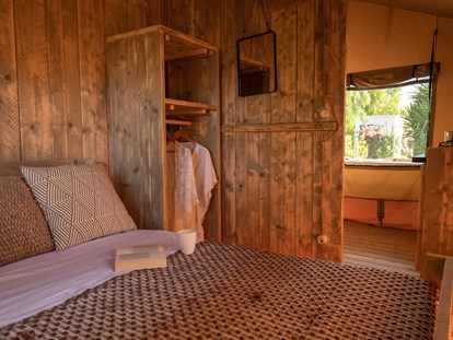 Luxuscamping - Art der Unterkunft: Bungalow - Mittelmeer - Procida Camp & Resort - GOOUTSIDE Procida Camp & Resort - La Caravella
