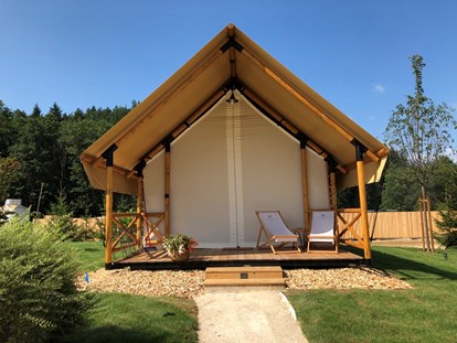 Luxuscamping - Preisniveau: exklusiv - Österreich - Romantic Tent - Lakeside Petzen Glamping Resort Lakeside romantic Tent im Lakeside Petzen Glamping Resort