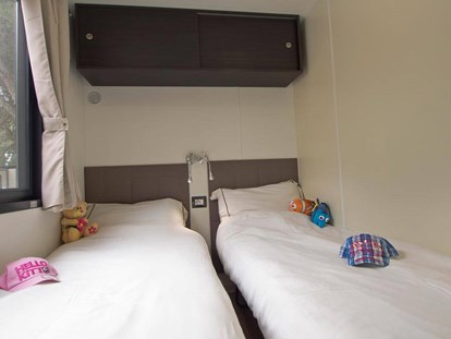 Luxuscamping - WC - Tar - Camping Resort Lanterna - Meinmobilheim Moda Plus auf dem Lanterna Premium Camping Resort