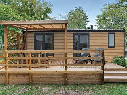 Luxuscamping - WC - Montpellier - Camping Le Castellas - Vacanceselect Mobilheim Privilege Club 4 Personen 2 Zimmer von Vacanceselect auf Camping Le Castellas