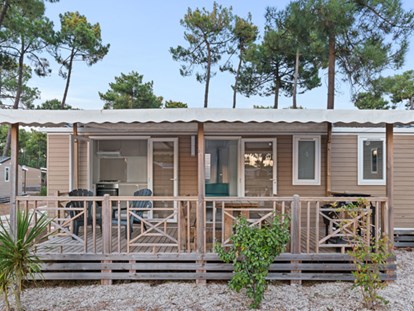 Luxuscamping - WC - Montpellier - Camping Le Castellas - Vacanceselect Mobilheim Premium 6 Personen 3 Zimmer von Vacanceselect auf Camping Le Castellas