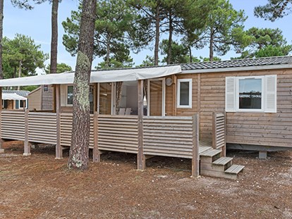 Luxuscamping - getrennte Schlafbereiche - Picardie - Camping La Dune Blanche - Vacanceselect Mobilheim Moda 6 Personen 3 Zimmer 2 Badezimmer von Vacanceselect auf Camping La Dune Blanche