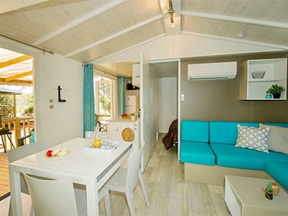 Luxuscamping - Dusche - Montpellier - Camping Le Palavas - Vacanceselect Mobilheim Premium 6 Personen 3 Zimmer von Vacanceselect auf Camping Le Palavas