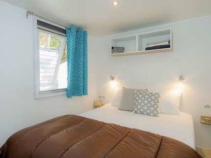 Luxuscamping - Klimaanlage - Hérault - Camping Le Palavas - Vacanceselect Mobilheim Premium 6 Personen 3 Zimmer von Vacanceselect auf Camping Le Palavas