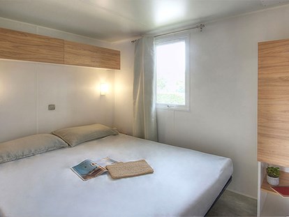 Luxuscamping - Preisniveau: gehoben - Bouches du Rhône - Camping Verdon Parc - Vacanceselect Mobilheim Privilege 2 Personen 1 Zimmer   von Vacanceselect auf Camping Verdon Parc
