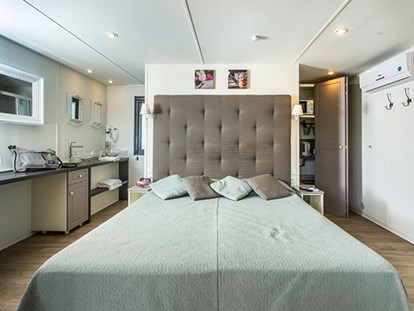 Luxuscamping - Preisniveau: exklusiv - Lombardei - Camping Weekend - Vacanceselect Cubesuite 2/3 Personen von Vacanceselect auf Camping Weekend