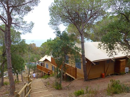 Luxuscamping - Dusche - Platja d'Aro - Camping Cala Gogo - Vacanceselect Safarizelt 6 Personen 3 Zimmer Badezimmer von Vacanceselect auf Camping Cala Gogo