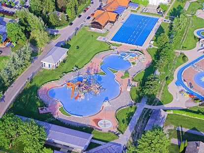 Luxuscamping - Gebetsroither - Catez ob Savi - Camping Village Terme Čatež - Gebetsroither Luxusmobilheim von Gebetsroither am Camping Village Terme Čatež