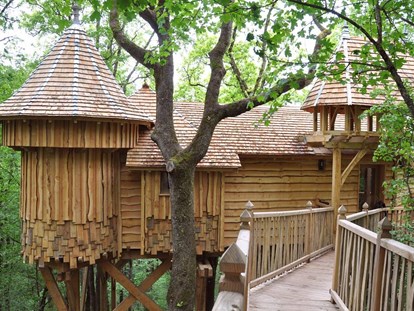 Luxuscamping - WC - Lot et Garonne - chateaux dans les arbres- cabane puybeton - Chateaux Dans Les Arbres Chateaux Dans Les Arbres