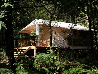 Luxuscamping - Preisniveau: moderat - Bains-sur-Oust - Lodge La Grande Oust - La Grande Oust La Grande Oust / The Forest Star