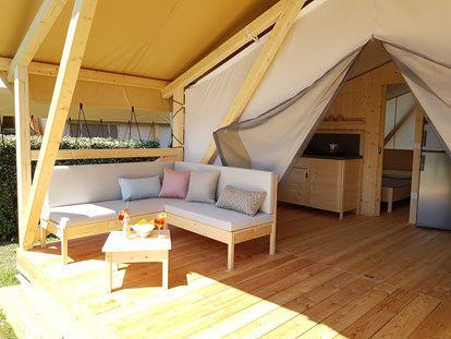 Luxuscamping - Kochmöglichkeit - Venetien - Camping Marelago Koala Zelt auf Camping Marelago