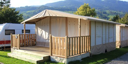 Luxuscamping - Gefrierschrank - Obwalden - Safari Familienzelt - Camping Seefeld Park Sarnen ***** Glamping-Unterkünfte auf Camping Seefeld Park Sarnen