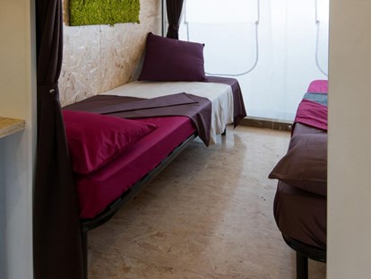 Luxuscamping - Gefrierschrank - Mittelmeer - GLAM ZELT - SCHLAFZIMMER - Camping dei Fiori  Neues Zelt Glam