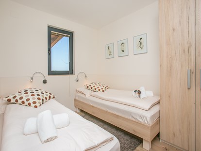 Luxuscamping - Klimaanlage - Kvarner - Zweibettzimmer ( twin Bett) - Plitvice Holiday Resort Mobilheime auf Plitvice Holiday Resort
