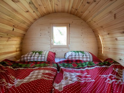 Luxuscamping - getrennte Schlafbereiche - Region Bodensee - Campingplatz Markelfingen Schlaf-Fass auf dem Campingplatz Markelfingen 