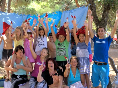 Luxuscamping - Gartenmöbel - Cres - Lošinj - Kinderanimation - Camping Slatina Freedhome Mobilheime auf Camping Slatina