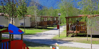Luxuscamping - TV - Feriolo di Baveno - Campingplatzareal - Conca D'Oro Camping & Lodge Residence Il Borgo Delle Arti