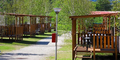 Luxuscamping - WC - Piemont - Campingplatzareal - Conca D'Oro Camping & Lodge Residence Il Borgo Delle Arti