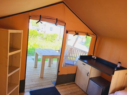 Luxuscamping - Terrasse - Gelting - Mobilheime direkt an der Ostsee Safarizelt
