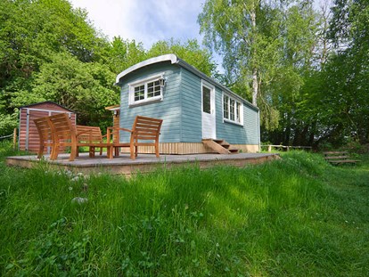 Luxuscamping - Kategorie der Anlage: 3 - Tiny House Erlis - Naturcampingpark Rehberge