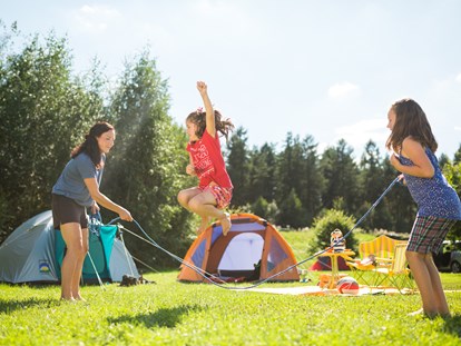 Luxuscamping - Wellnessbereich - Spaß auf der Campingwiese - Trixi Ferienpark Zittauer Gebirge