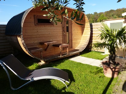 Luxuscamping - Bad und WC getrennt - Fasssauna - Camping & Ferienpark Orsingen Mobilheime im Camping & Ferienpark Orsingen