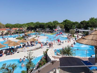 Luxuscamping - WC - Cavallino - Schwimmbad - Camping Ca' Pasquali Village Mobilheim Residence Gold auf Camping Ca' Pasquali Village