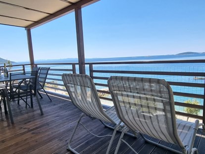 Luxuscamping - Art der Unterkunft: Mobilheim - Orebić - Premium mobile home terrace - Lavanda Camping**** Premium Mobile Home with sea view