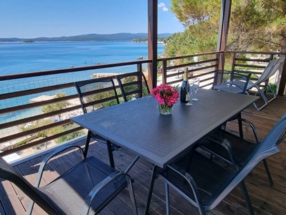 Luxuscamping - Heizung - Dalmatien - Premium mobile home terrace - Lavanda Camping**** Premium Mobile Home with sea view