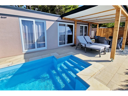 Luxuscamping - Heizung - Dalmatien - Lavanda Camping - Luxury Mobile Home mit Pool on the beach -40m2+terrace - Lavanda Camping**** Luxury Mobile Home mit swimmingpool