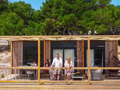 Luxuscamping - getrennte Schlafbereiche - Dalmatien - Obonjan Island Resort Island Homes