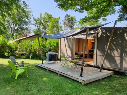 Luxuscamping - Preisniveau: günstig - Isère - Camping Le Château LODGE TRIGANO KENYA VINTAGE Camping Le Château