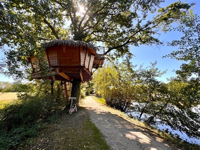 Luxury camping - Art der Unterkunft: Baumhaus - Baumhaus - Domaine de la Dombes Baumhaus auf Domaine de la Dombes