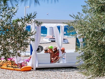 Luxuscamping - Kaffeemaschine - Dalmatien - Der Strand - Zaton Holiday Resort Glamping Zelte auf Zaton Holiday Resort
