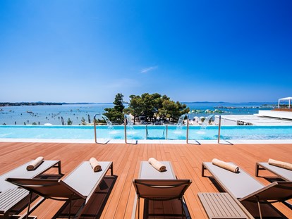 Luxuscamping - Parkplatz bei Unterkunft - Zadar - Zaton Holiday Resort Mobilheime auf Zaton Holiday Resort