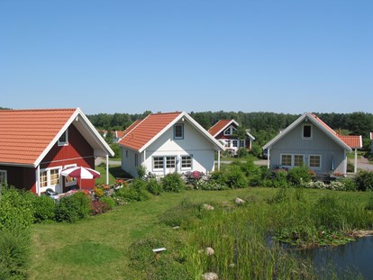 Luxuscamping - Dusche - Deutschland - Ferienhäuser Panorama - Südsee-Camp Ferienhaus Malmö am Südsee-Camp