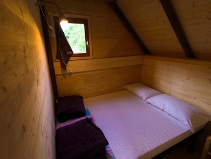 Luxuscamping - getrennte Schlafbereiche - Belluno - Camping al Lago Arsie Zelt Esox am Camping al Lago Arsie
