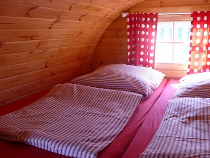 Luxuscamping - Art der Unterkunft: Schlaffass - Mecklenburg-Vorpommern - 200x200cm Doppelbett. - ostseequelle.camp Campingfässer (Schlafffässer)