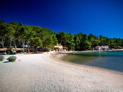 Luxuscamping - Kühlschrank - Kroatien - Strand - Camping Baldarin Glamping-Zelte auf Camping Baldarin