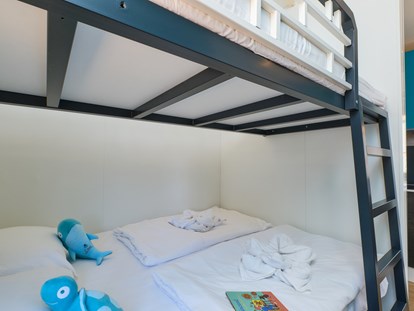Luxuscamping - getrennte Schlafbereiche - Kinder zimmer - Camping Cikat Luxuriöse Mobilheime Typ Freed-Home auf Camping Cikat