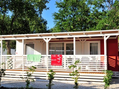 Luxuscamping - Dusche - Istrien - Camping Bijela Uvala - Gebetsroither Luxusmobilheim von Gebetsroither am Camping Bijela Uvala