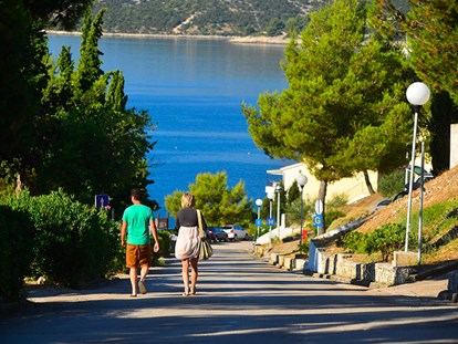 Luxuscamping - Kühlschrank - Split - Dubrovnik - Amadria Park Trogir - Gebetsroither Luxusmobilheim von Gebetsroither am Amadria Park Trogir