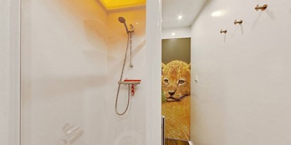 Luxuscamping - Art der Unterkunft: Safari-Zelt - Italien - Badezimmer im Zelt - Union Lido - Suncamp SunLodge Safari von Suncamp auf Union Lido