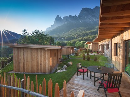 Luxuscamping - Terrasse - Camping Seiser Alm Dolomiten Lodges